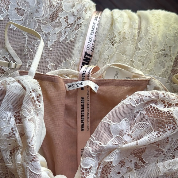 House of CB ‘Artemis’ Vintage Cream Lace Maxi Dress NWT - Picture 11 of 11